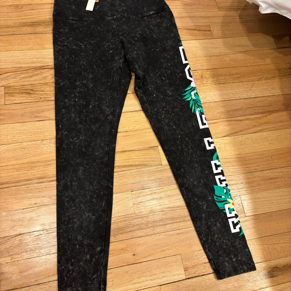 NWT PINK leggings